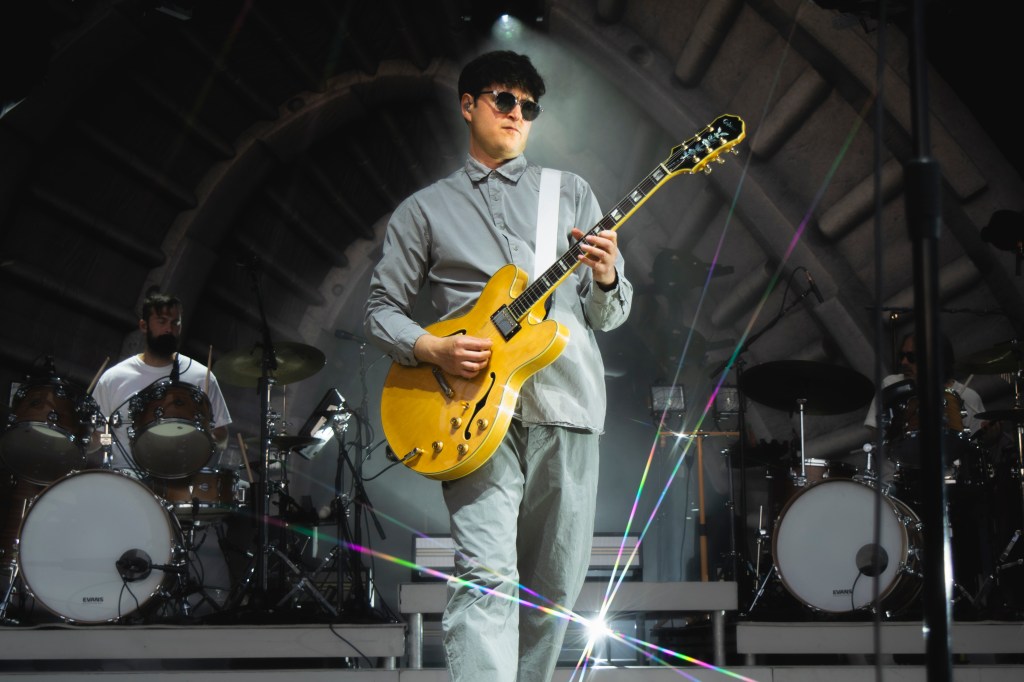 GALLERY & REVIEW: Vampire Weekend with Geese at KEMBA Live!&nbsp;6/2/25